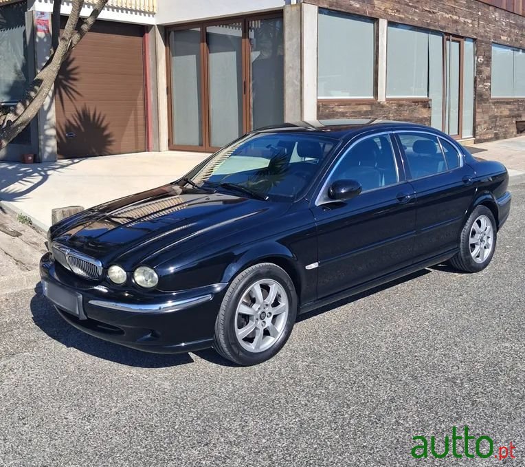 2004' Jaguar X-Type 2.0 D Executive photo #1