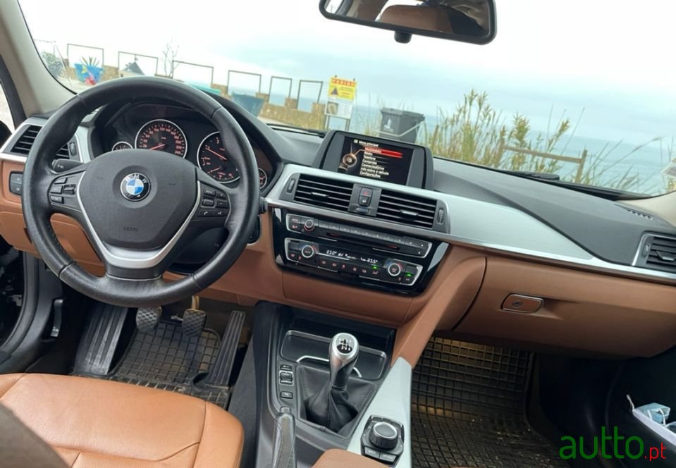 2015' BMW 318 photo #6