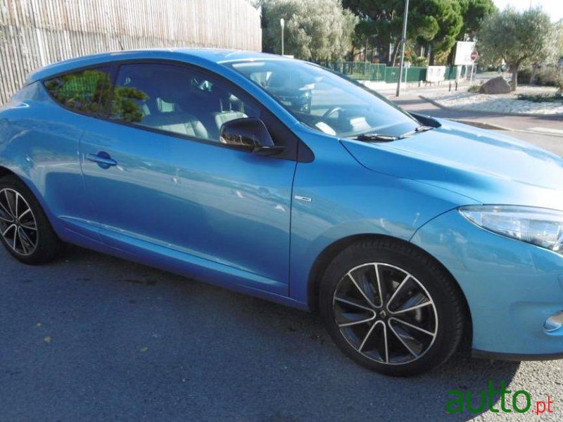 2013' Renault Mégane Coupe 1.6 Dci photo #2