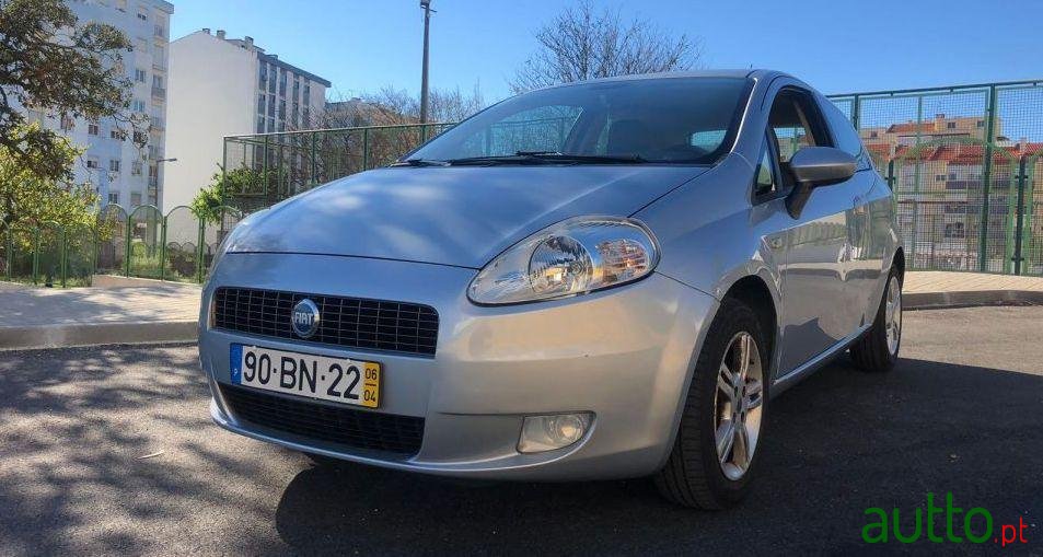 2006' Fiat Punto 1.2 photo #2
