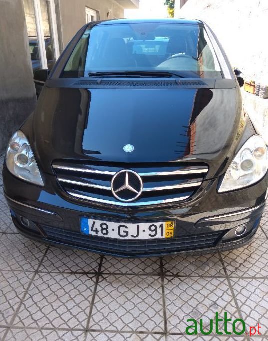 2008' Mercedes-Benz B-150 photo #1