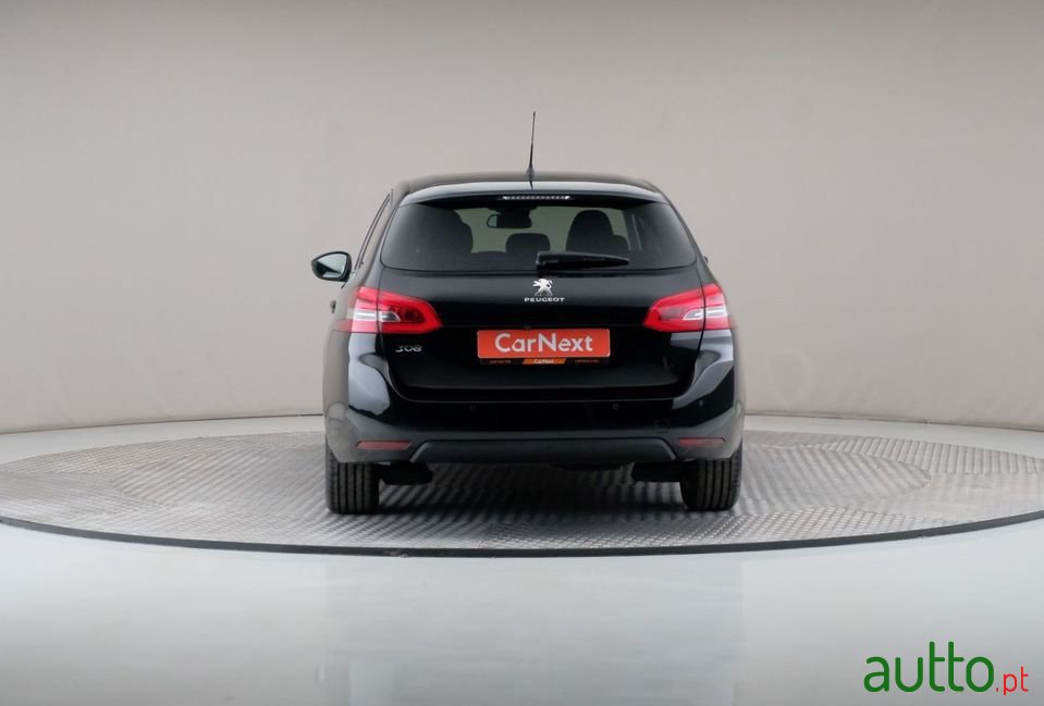 2017' Peugeot 308 Sw photo #5