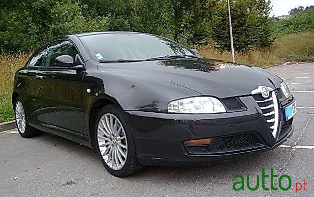 2006' Alfa Romeo GT photo #1