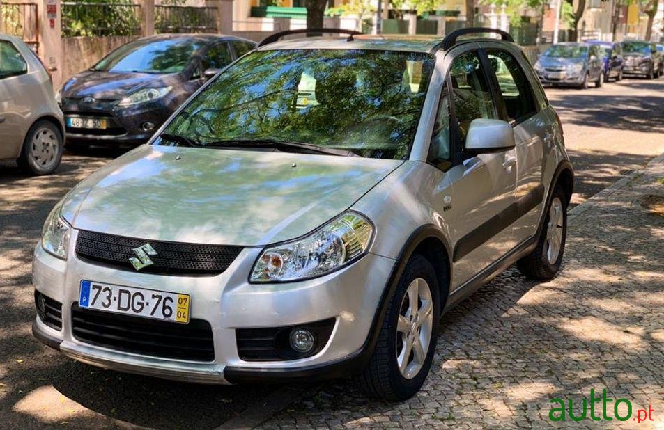 2007' Suzuki SX4 1.6 Ddis photo #2