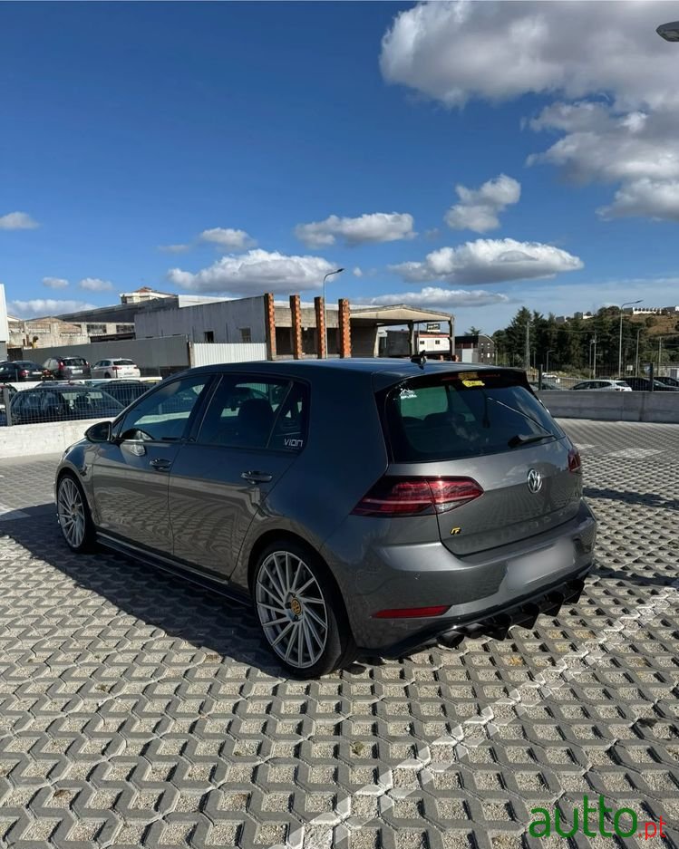 2023' Volkswagen Golf 2.0 Tsi R Dsg photo #2