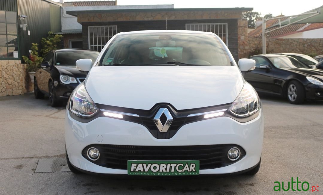 2016' Renault Clio photo #6