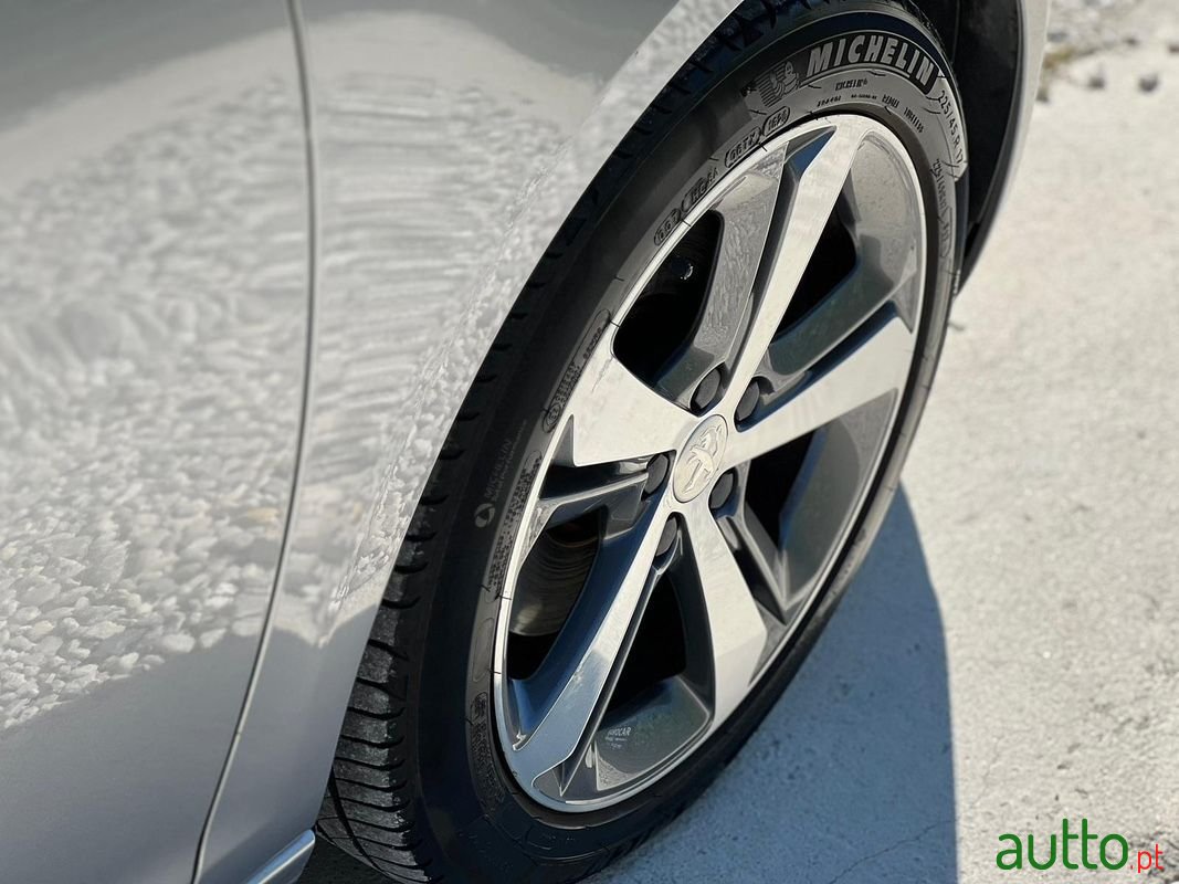 2015' Peugeot 308 Sw photo #4