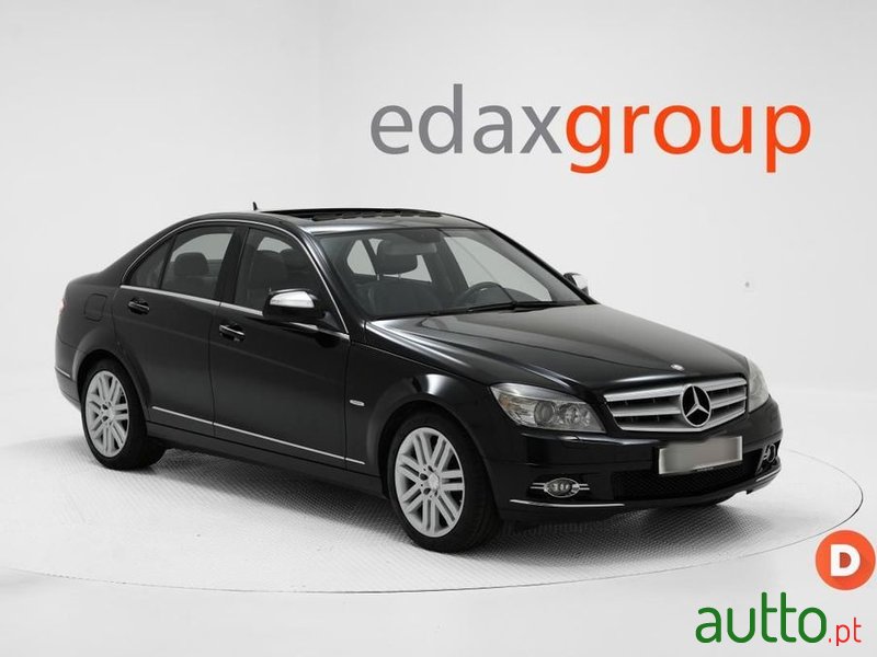 2008' Mercedes-Benz Classe C photo #1