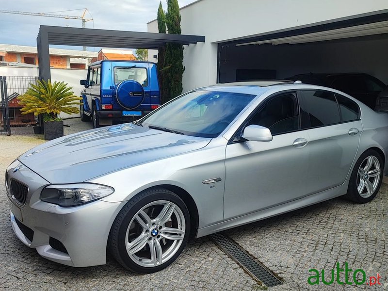 2012' BMW Série 5 D Pack M Auto photo #2