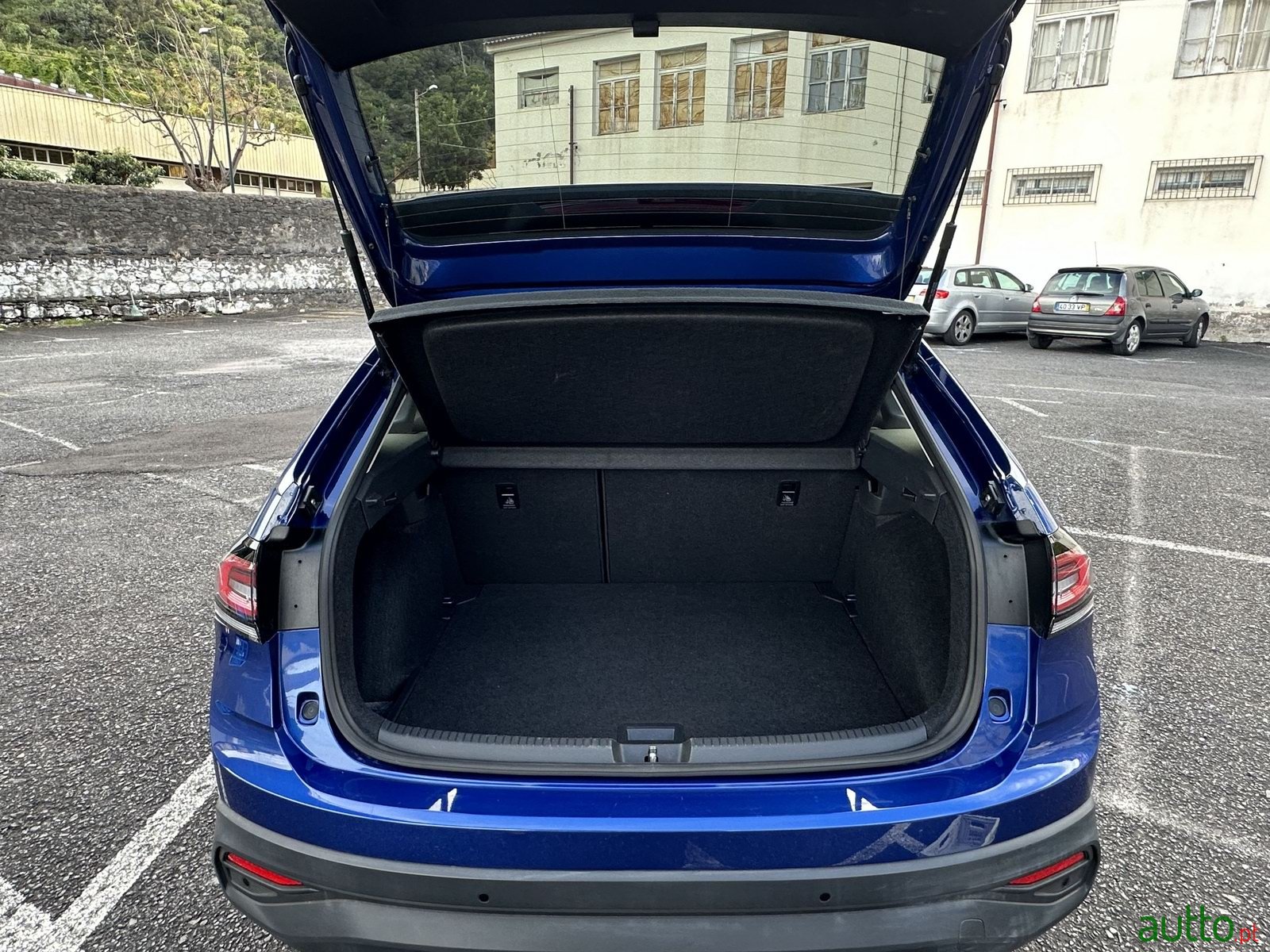 2022' Volkswagen Taigo 1.0 TSI Life DSG 110CV photo #7