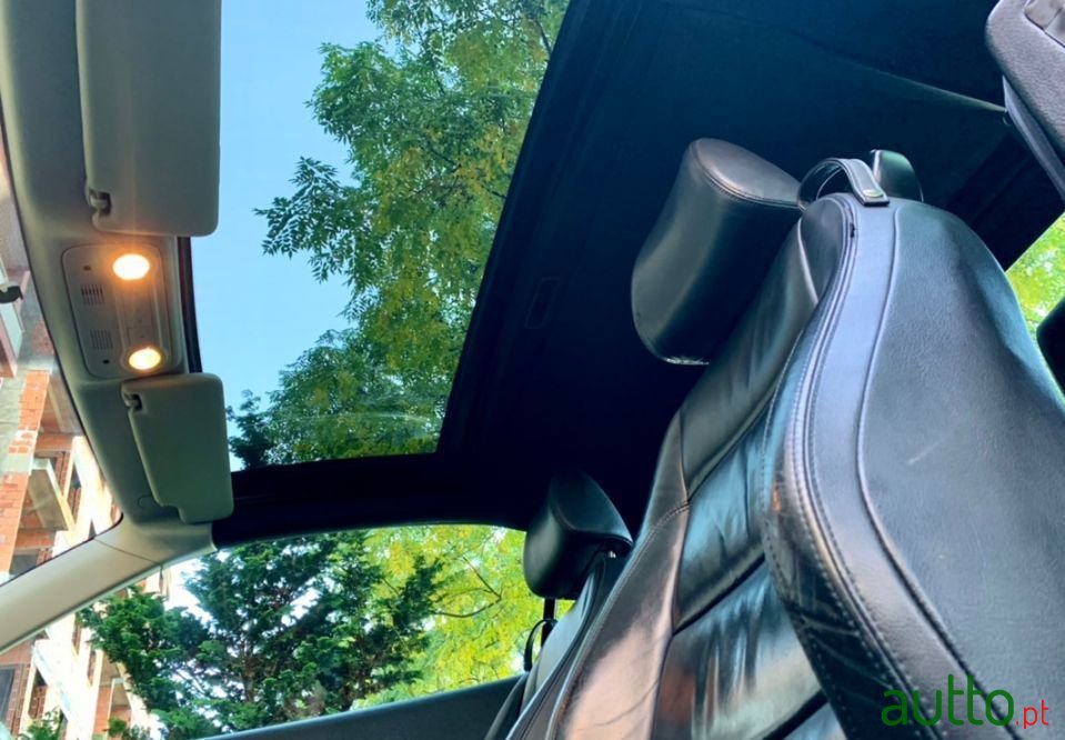 2007' Volkswagen Eos photo #5