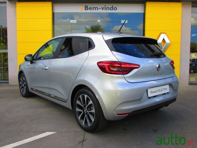 2021' Renault Clio photo #5