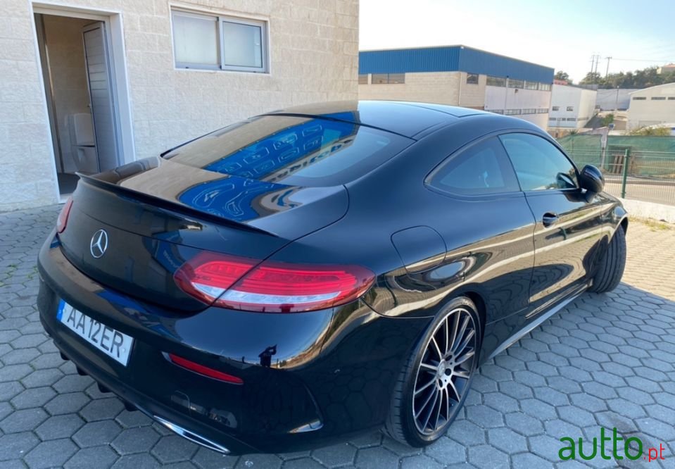 2016' Mercedes-Benz C-250 photo #6