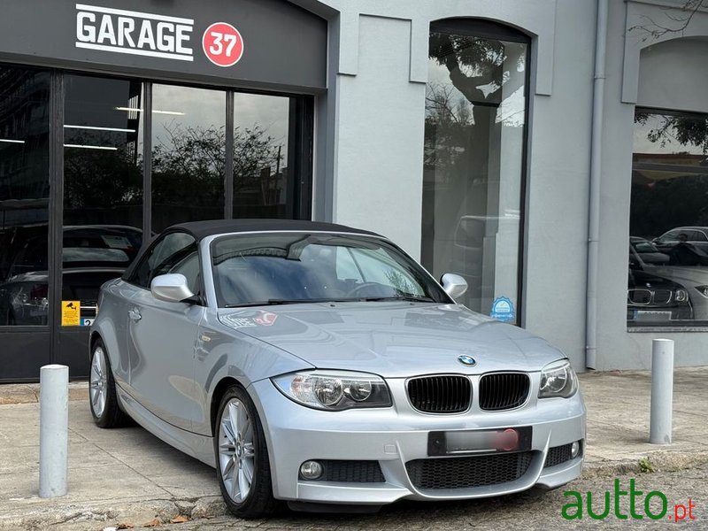 2011' BMW Série 1 D Pack M photo #1