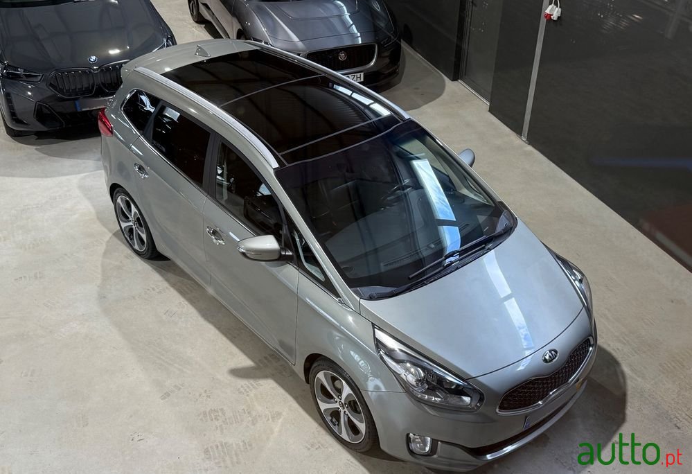 2016' Kia Carens 1.7 Crdi Isg Tx 7Dct photo #2
