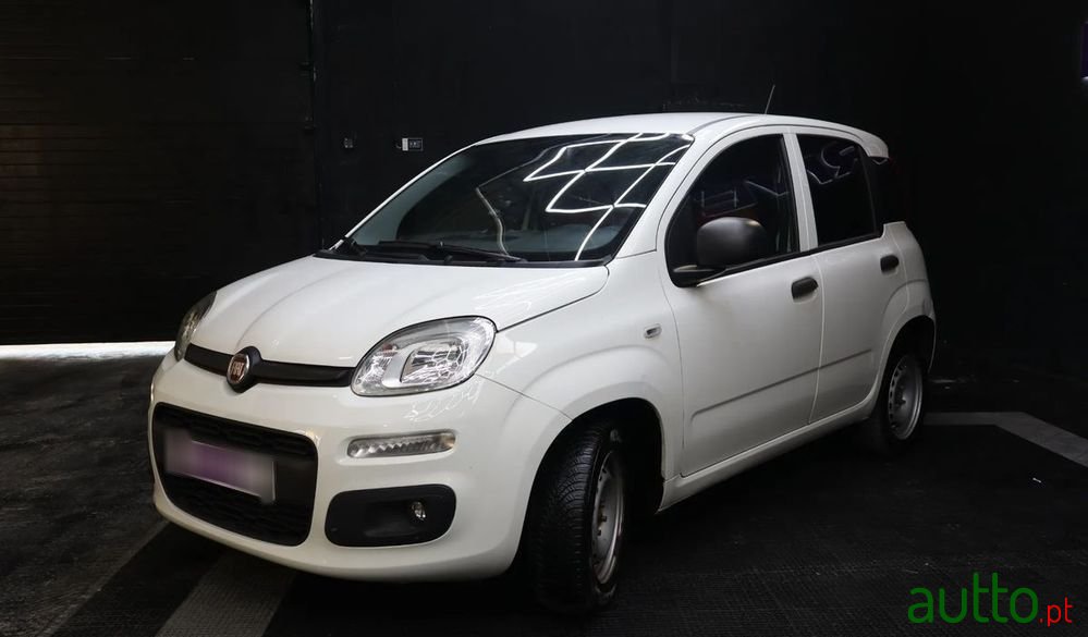 2018' Fiat Panda photo #2
