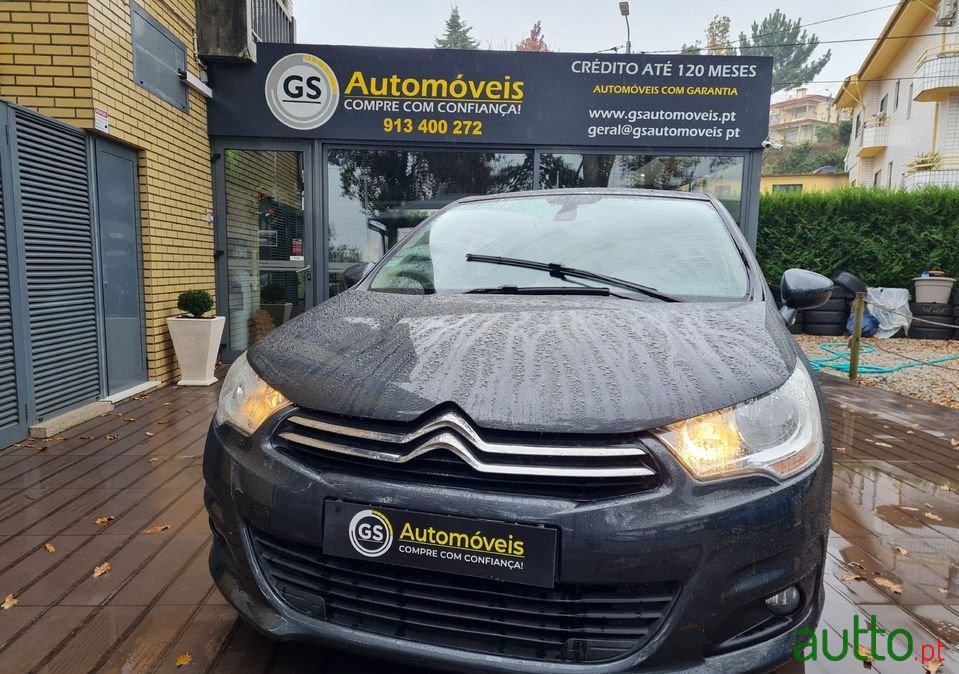 2013' Citroen C4 photo #2