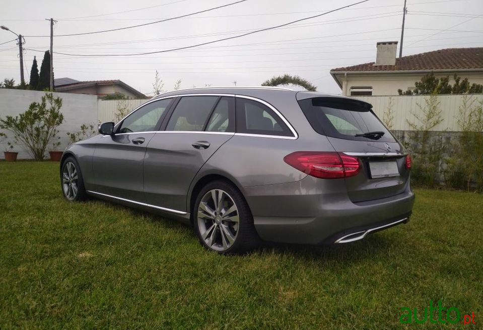 2015' Mercedes-Benz C-220 photo #5