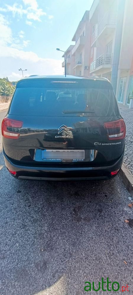 2020' Citroen Grand C4 SpaceTourer photo #3