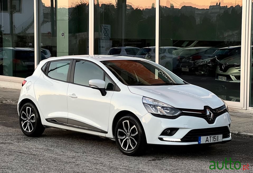 2017' Renault Clio photo #3