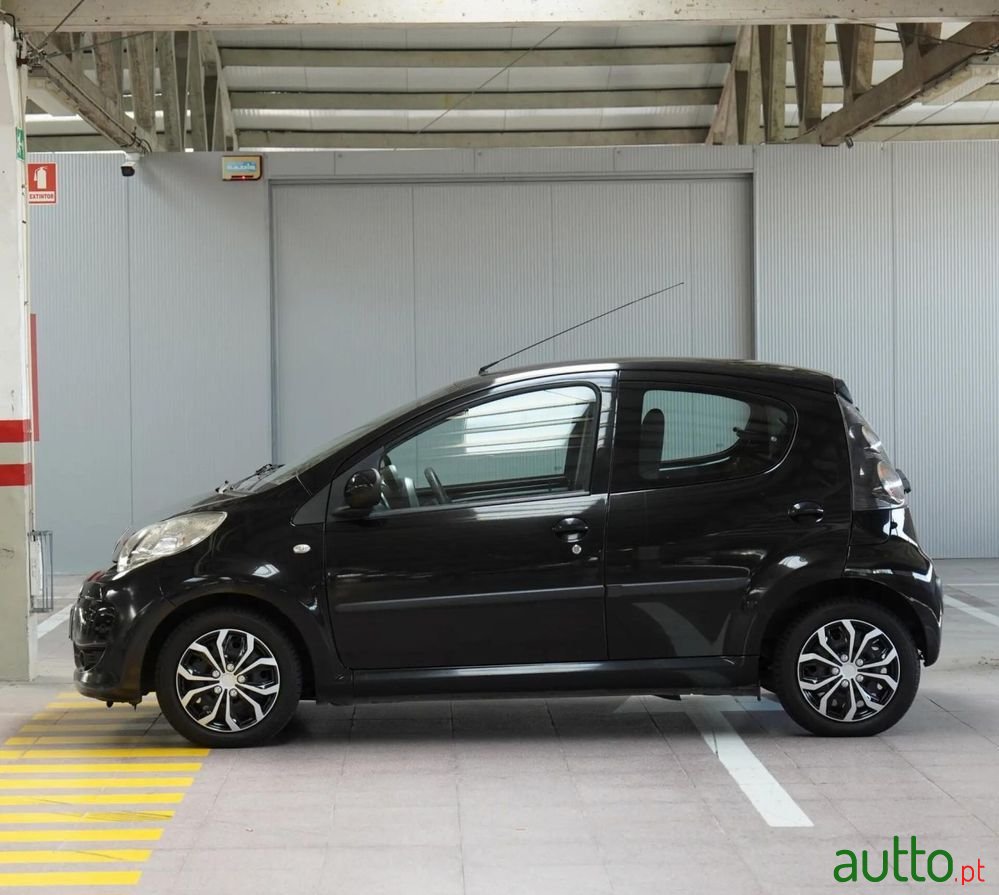 2012' Citroen C1 1.0 Vti Feel photo #6