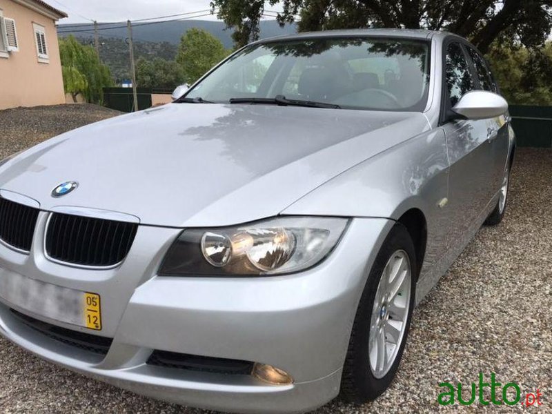 2006' BMW 318 D Nacional Iuc 45€ photo #3