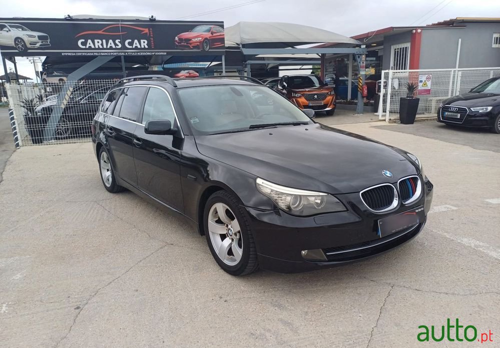 2007' BMW Série 5 Da Touring photo #2