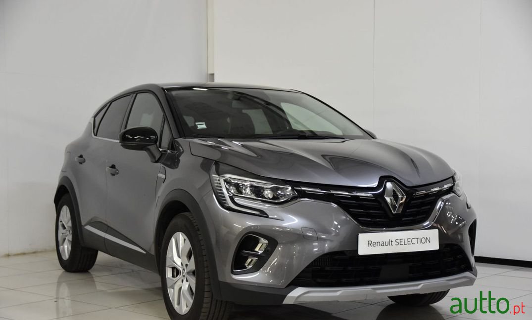 2022' Renault Captur photo #1