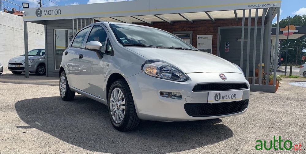 2017' Fiat Punto 1.2 Lounge photo #5