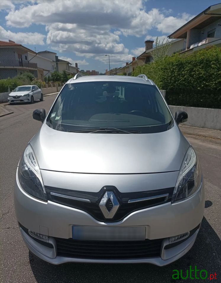 2016' Renault Grand Scenic photo #2