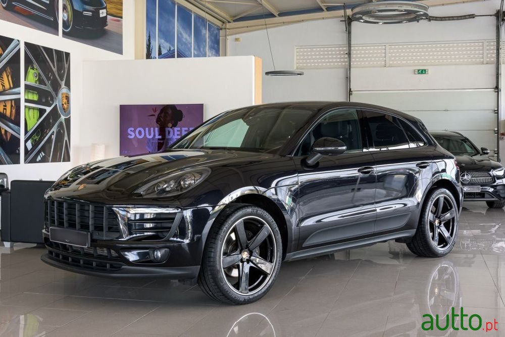 2018' Porsche Macan Pdk photo #1