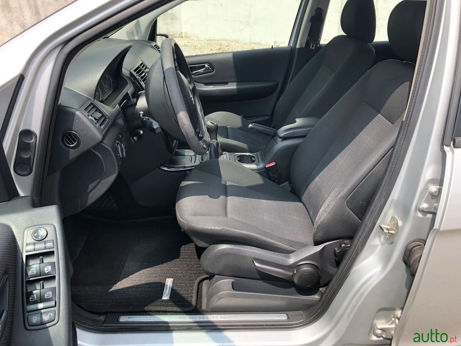 2009' Mercedes-Benz A-150 for sale. Aveiro, Portugal