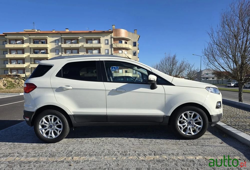 2016' Ford EcoSport photo #5
