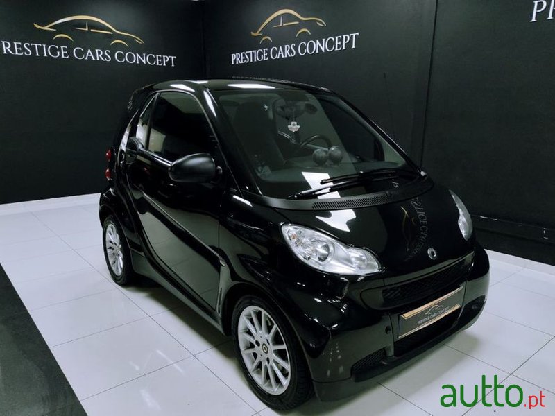 2010' Smart Fortwo photo #1