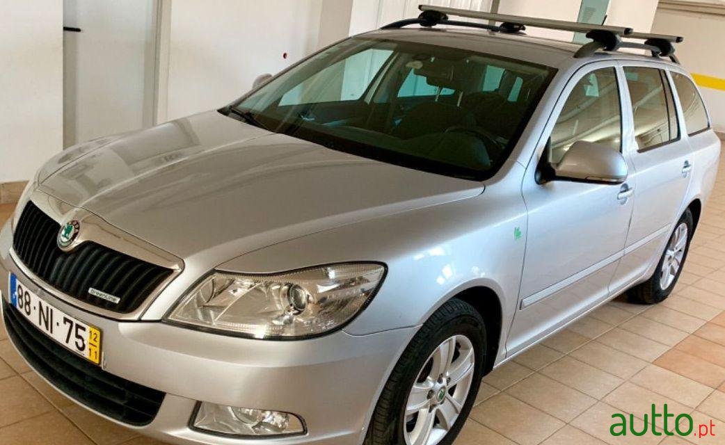 2012' Skoda Octavia Break photo #1