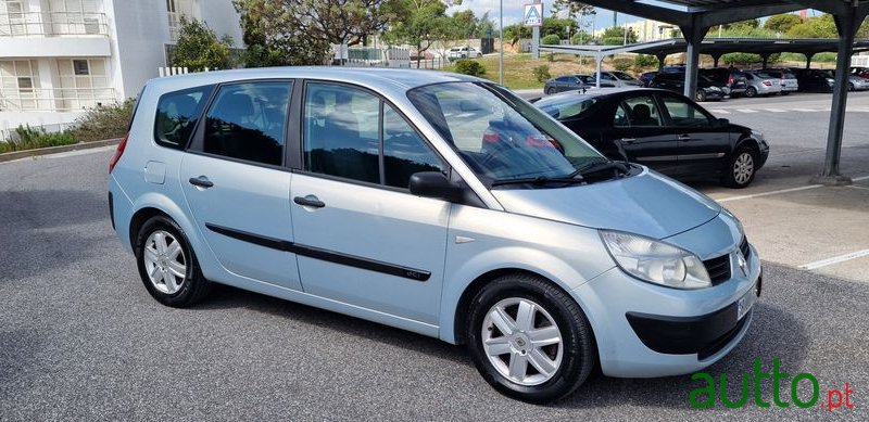 2004' Renault Grand Scenic photo #5