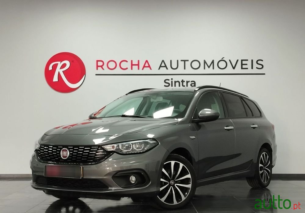 2019' Fiat Tipo Station Wagon photo #1