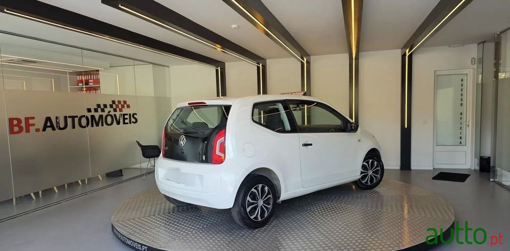2016' Volkswagen Up! White photo #4