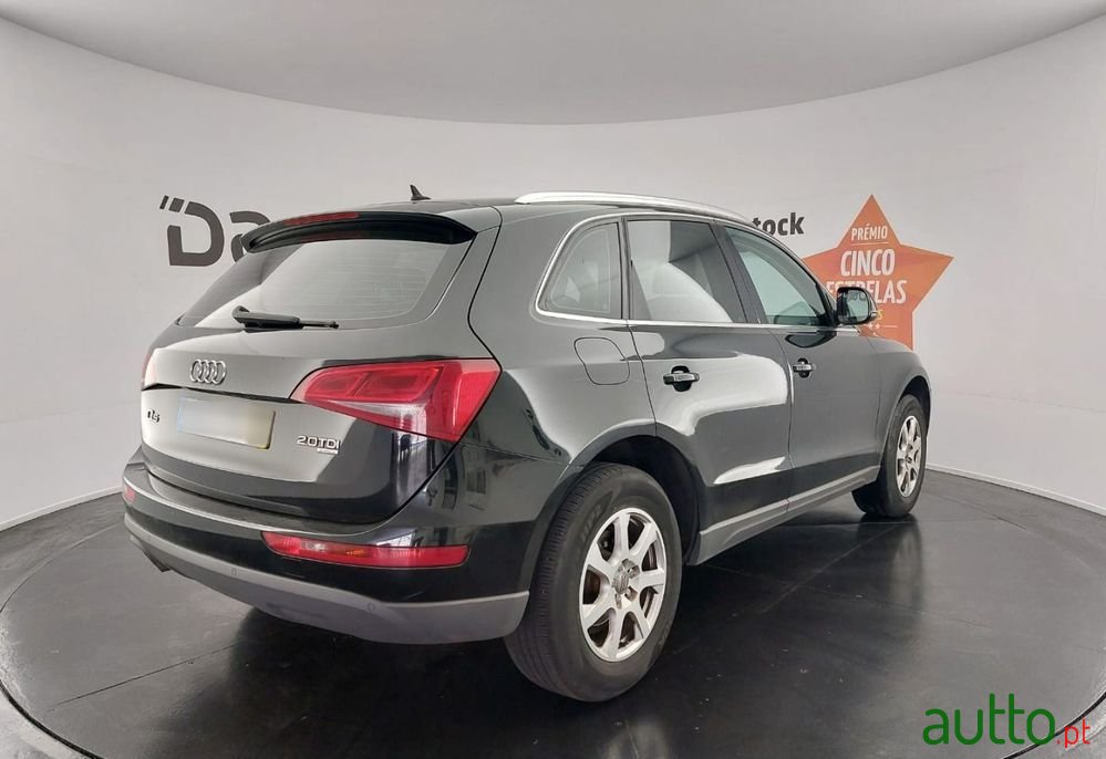 2009' Audi Q5 2.0 Tdi photo #4