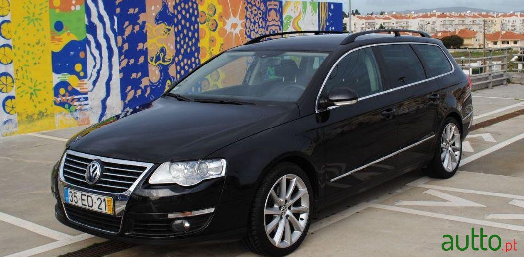 2007' Volkswagen Passat Variant photo #3