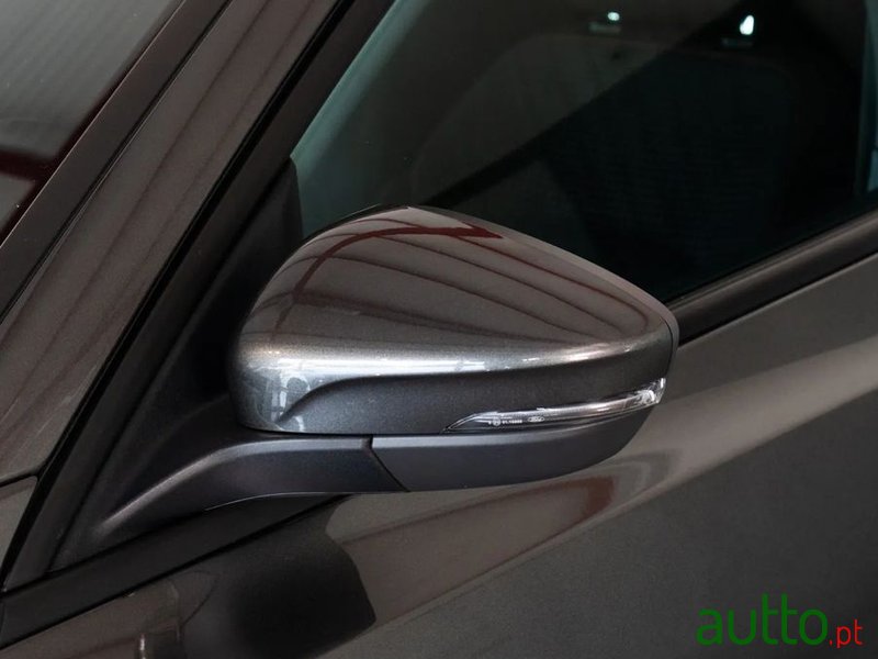 2024' Ford Focus Sw photo #5