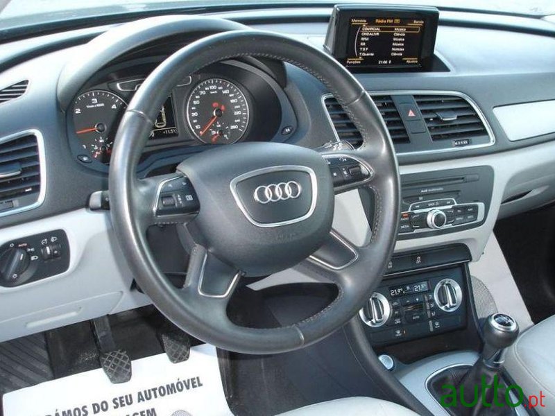 2012' Audi Q3 2.0 Tdi photo #3
