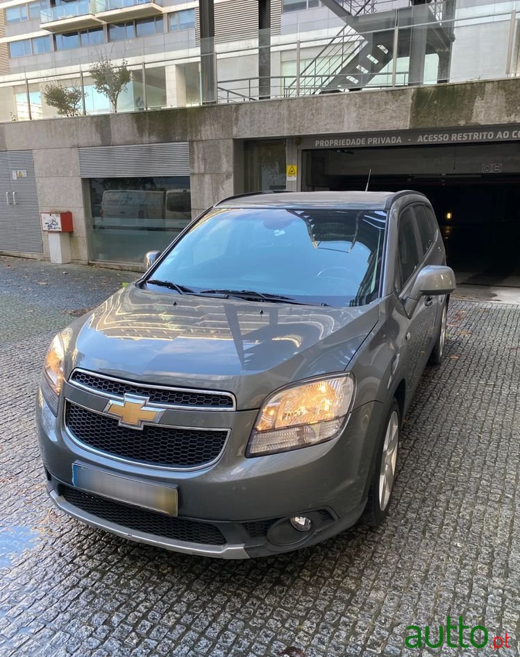 2011' Chevrolet Orlando 2.0 Vcdi Ltz photo #1