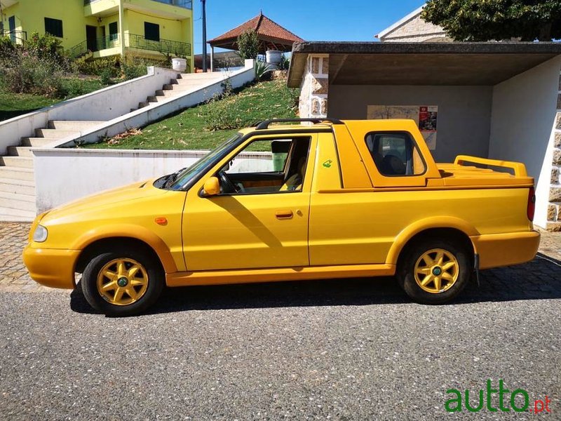 1999' Skoda Felicia photo #1