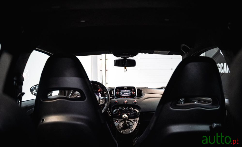 2016' Fiat 595 Abarth photo #6