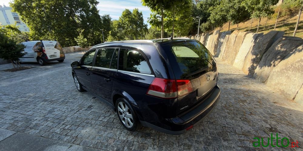 2007' Opel Vectra Caravan photo #4