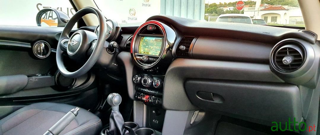 2016' MINI One photo #3