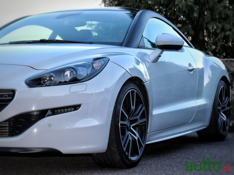 2014' Peugeot RCZ photo #2