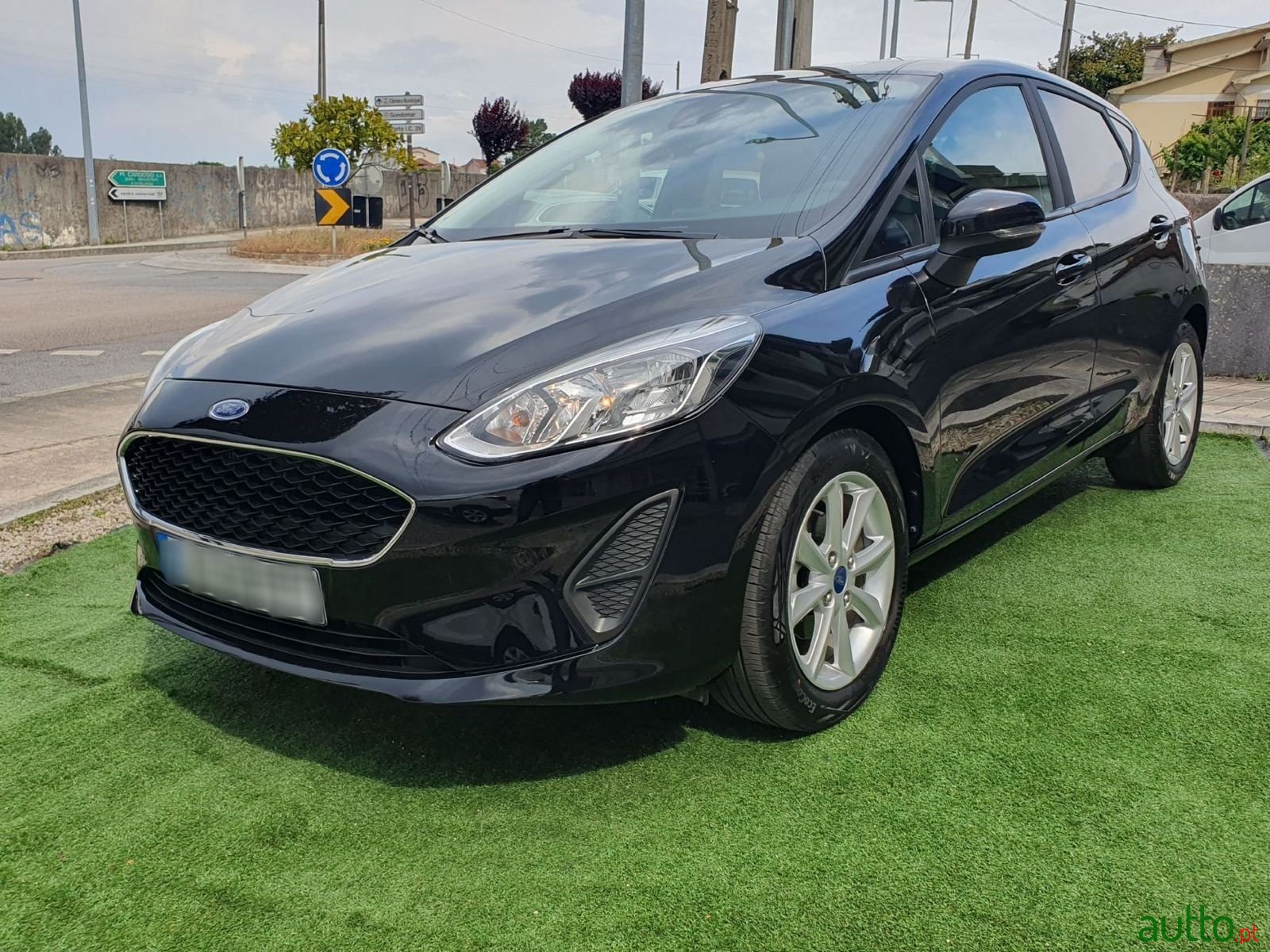 2021' Ford Fiesta photo #3