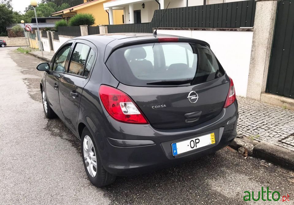 2014' Opel Corsa photo #6